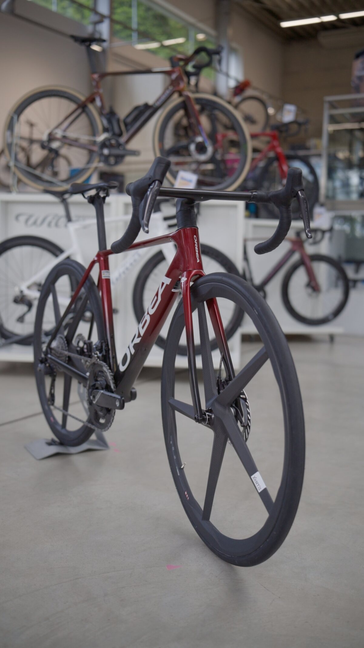 ORBEA Orca M20i auf der Waage: 7,16 kg
