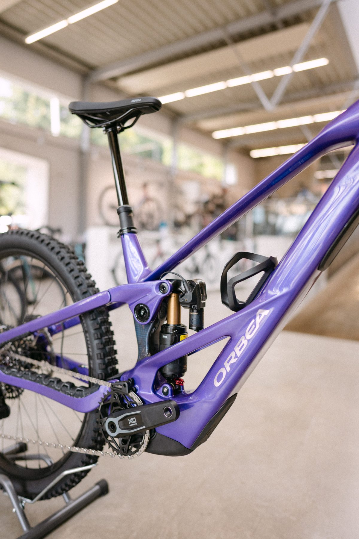 Hinterbau mit FOX Float X2 Dämpfer und eDropper-Sattelstütze am Orbea Wild